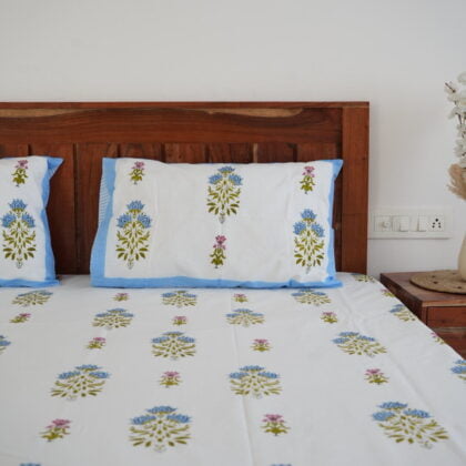 white bedsheet for bed with soft fabric