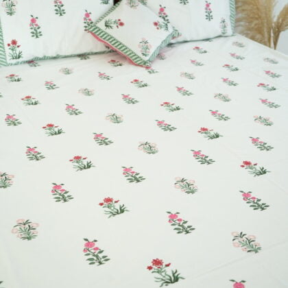 Exquisite green Bedding set