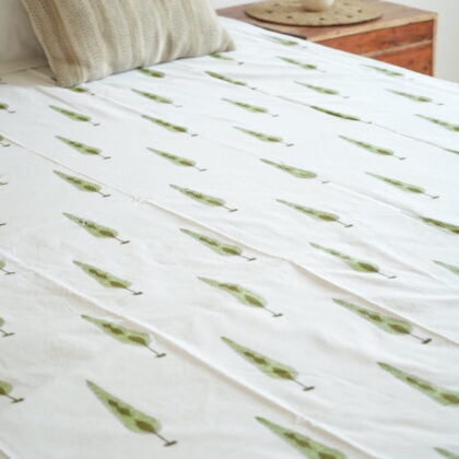 Minimalist Cypress Tree Print White Bedsheet