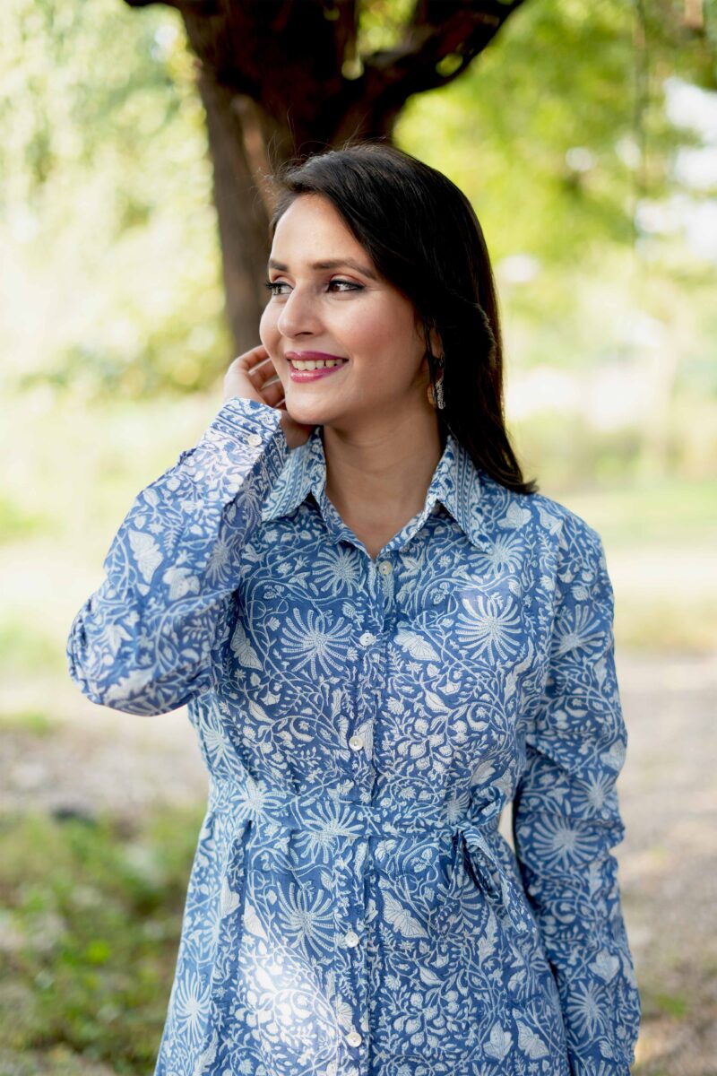 Beautiful Sky Blue Cotton Classic Dress - Image 4