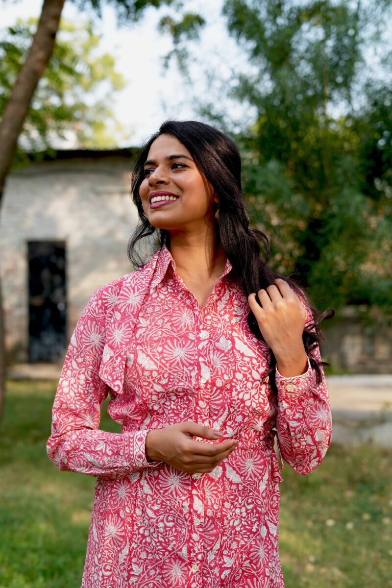 Beautiful Pink Cotton Classic Dress - Image 4