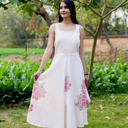 White flower printed dress